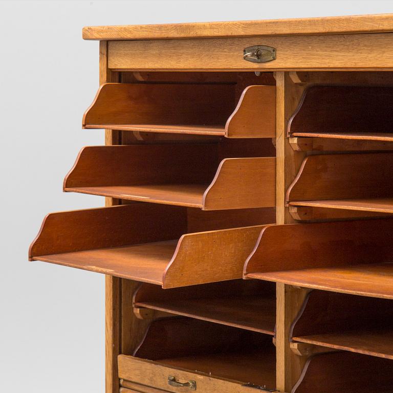 A German oak filing cabinet, first half of the 20th century.