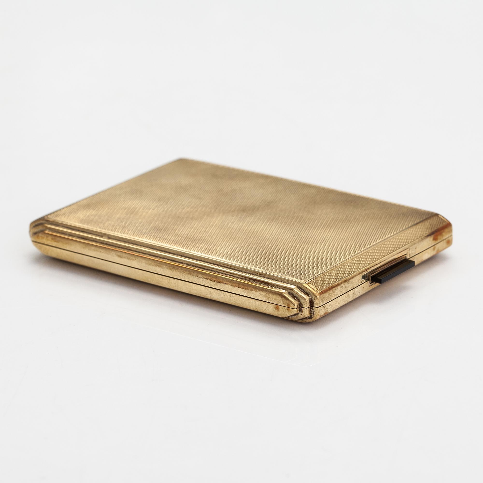 A art deco cogarette case made of 14K gold. Riemer, Czechoslovakia 1920s-30s.
