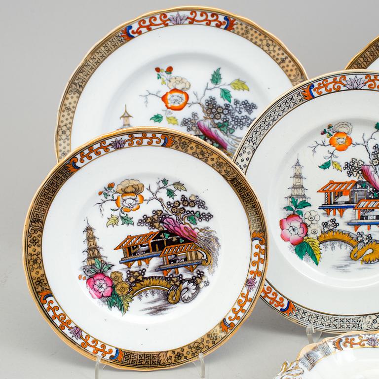 A set of 45 pieces of tableware "Japan" by Rörstrand.