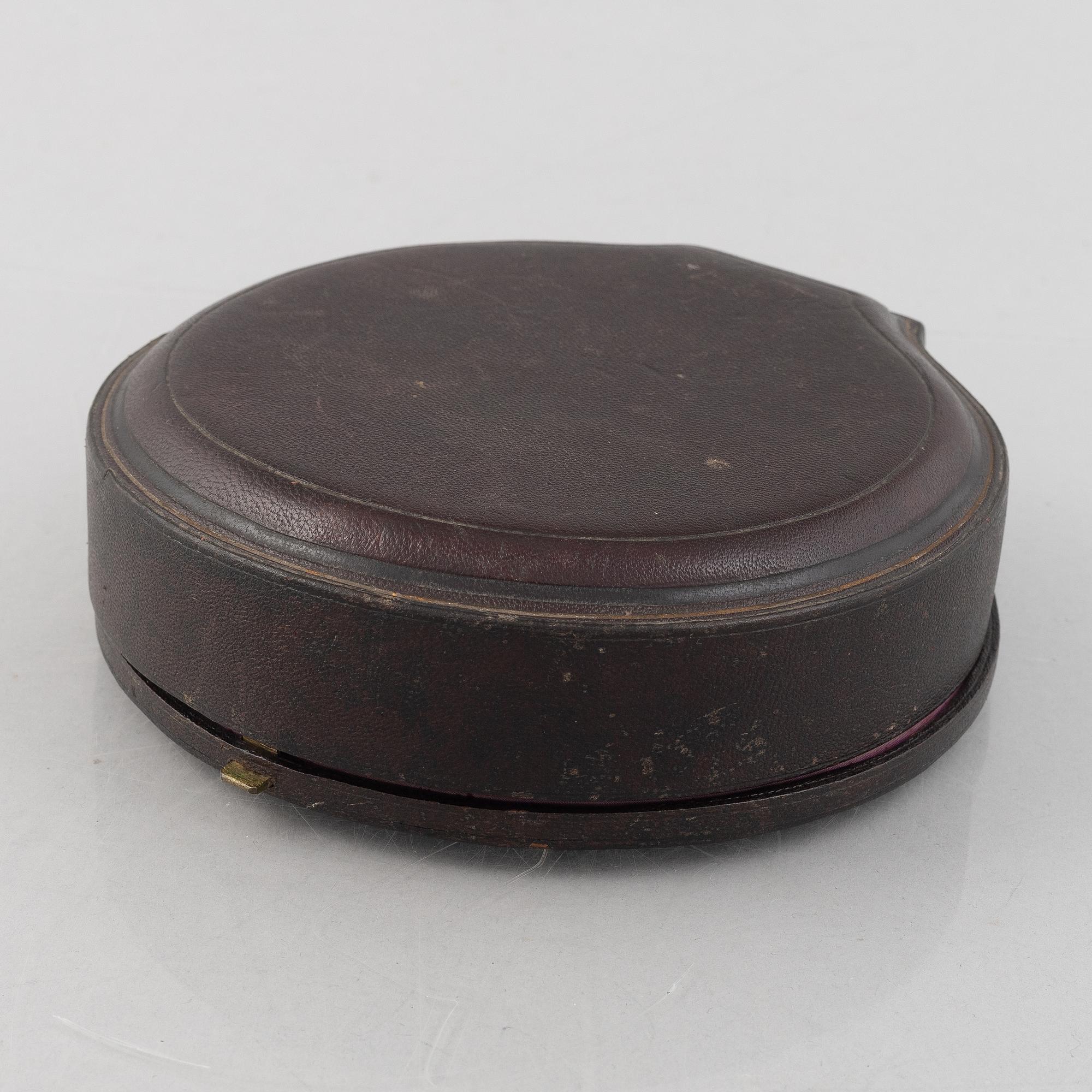 Four English Silver Salt Cellars, mark of William Evans, London 1883.