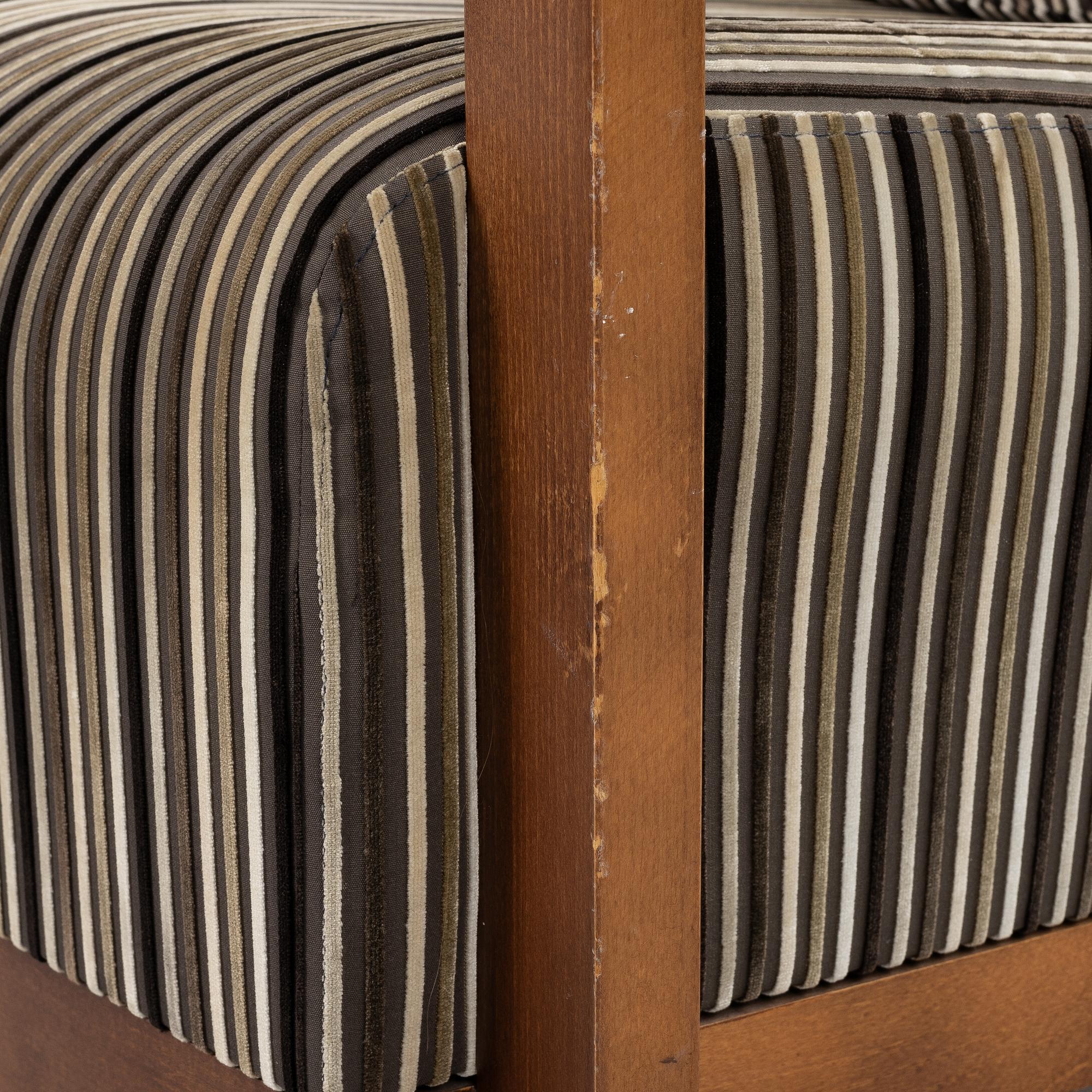 A pair of armchairs, Andreu World, Spain, 21st Century.