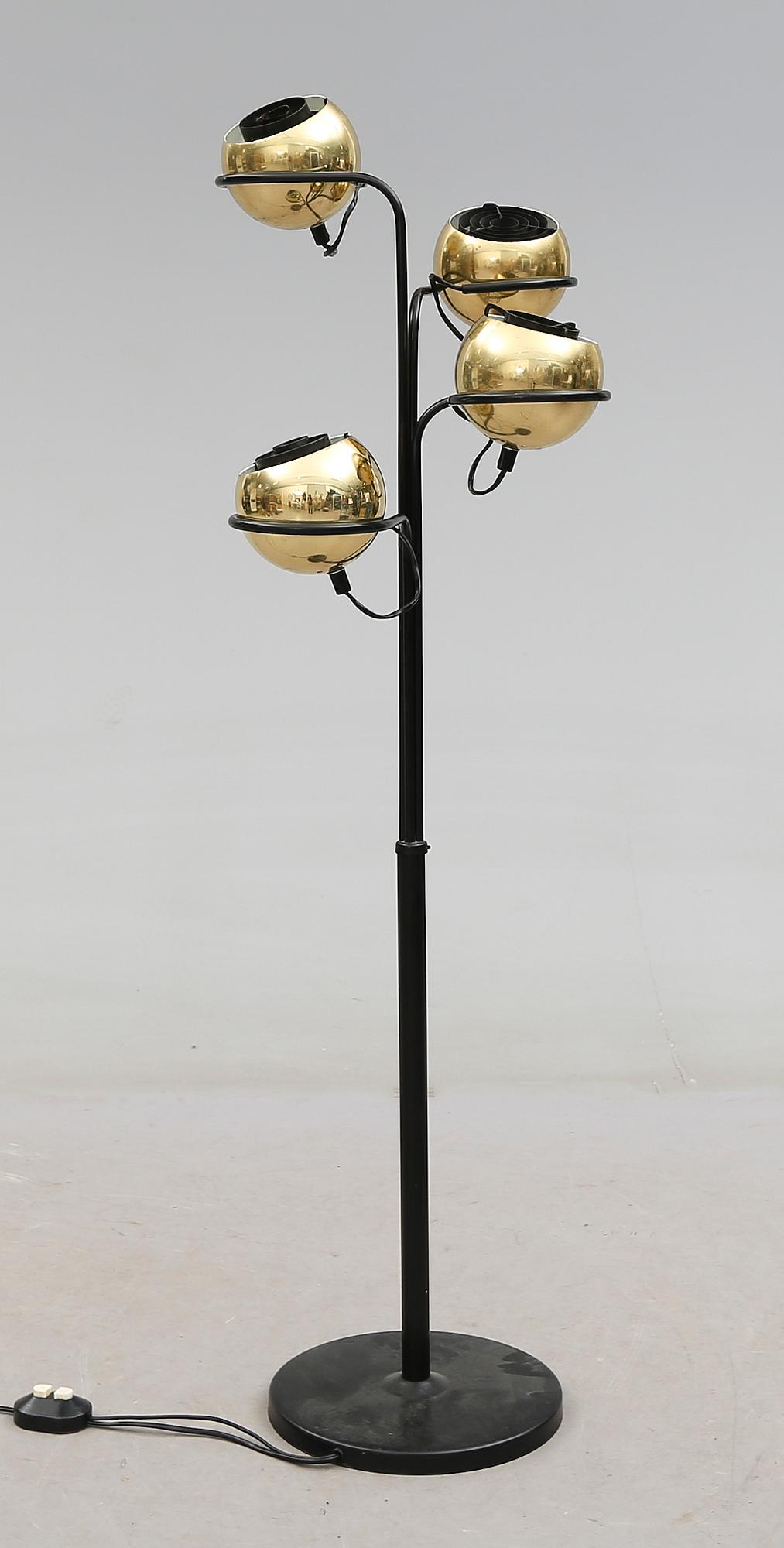 GOLVLAMPA, 1900-talets andra hälft.