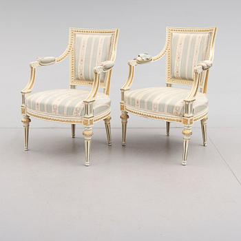 KARMSTOLAR, 1 par, gustavianska, signerade LSH Lars Söderholm, 1700-talets andra hälft.