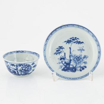 A blue and white porcelain dish, cup and saucer, China, Qing dynasty, 18th century.