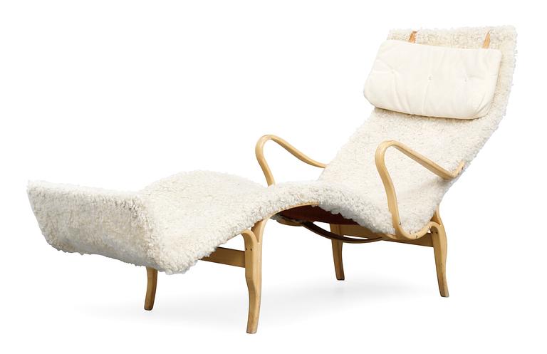 A Bruno Mathsson "Pernilla 3" lounge chair for Karl Mathsson, Värnamo 1964.