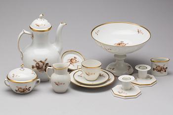 KAFFESERVIS, ca 36 delar, porslin, "Brun Rose", Royal Copenhagen.