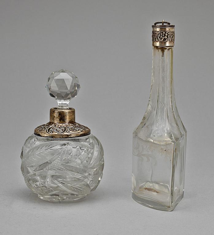 KARAFFER, 2 st, glas o silver, 1900-tal.