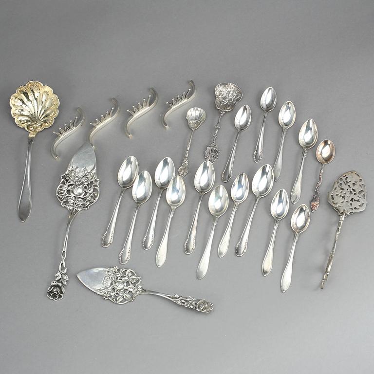 PARTI SILVER, 25 delar, bland annat GAB, Stockholm, 1909. Vikt ca 440g.