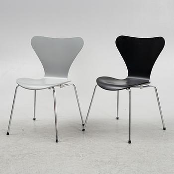 Arne Jacobsen, stolar, 8 st, "Sjuan", Fritz Hansen, Danmark 1997.