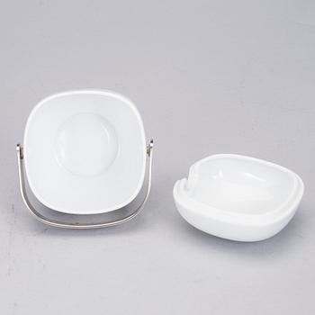 TERRIN samt SÅSSKÅL PÅ FAT, porslin, "Suomi", Timo Sarpaneva, Rosenthal Studio-linie.