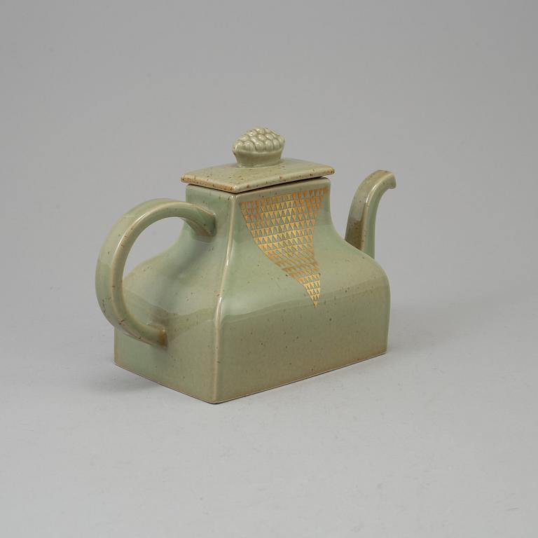 a "Kinesen" tea-pot by Signed Persson-Melin for Rörstrand.