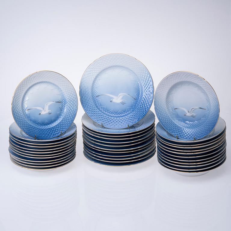 SERVIS, ca 123 delar, porslin, "Måsen", Bing & Gröndahl, Köpenhamn.