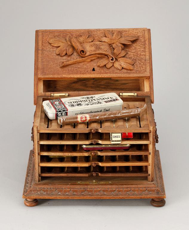 HUMIDOR, ek, sekelskiftet 1800/1900.