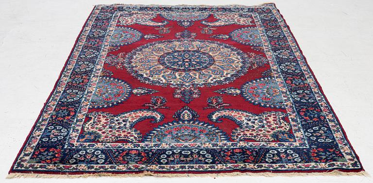 Carpet, approx. 265 x 155 cm.