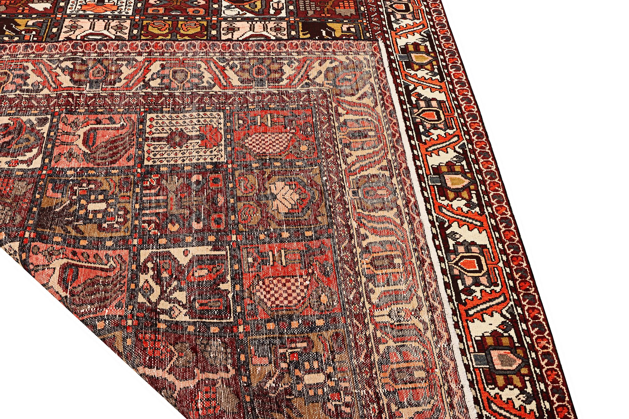 A Bakhtiari carpet, c. 307 x 210 cm.