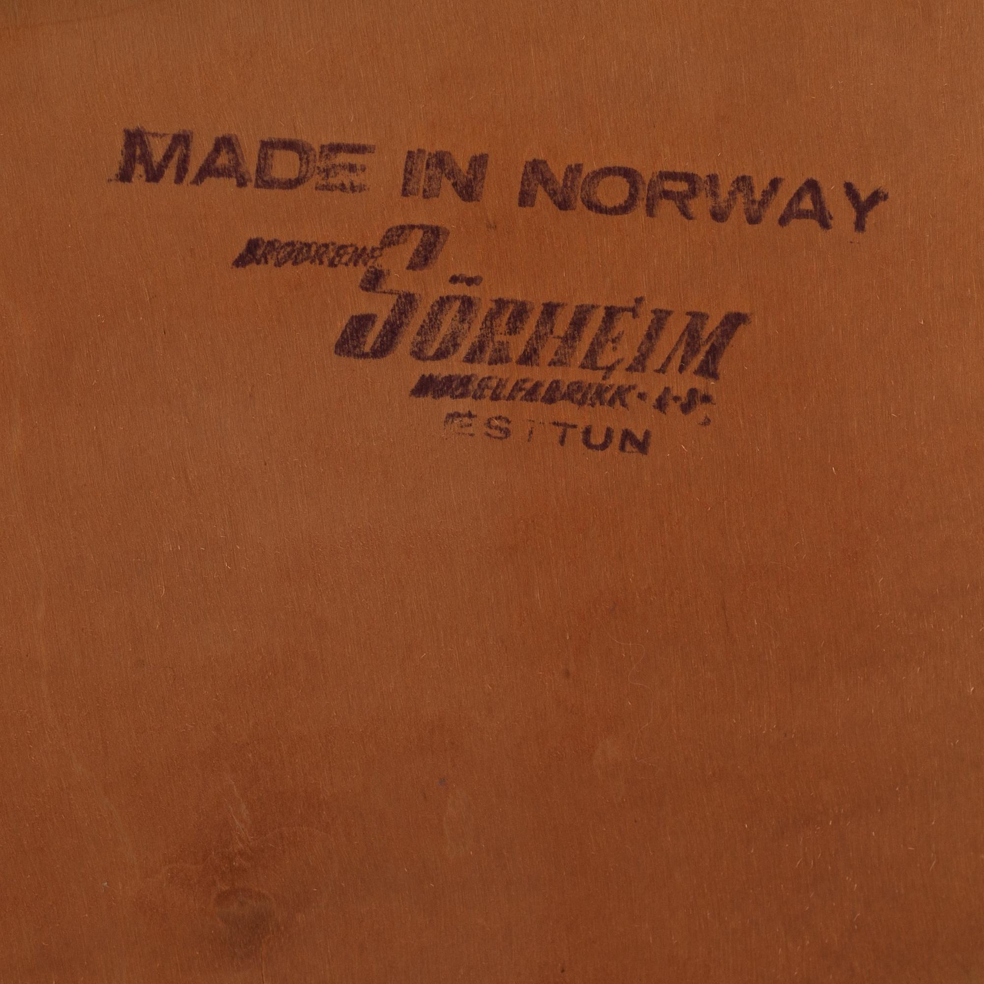 SIDEBOARD, Bröderna Sörheim, Norge. 1900-talets andra hälft.
