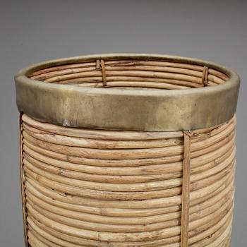 PARAPLYSTÄLL, 1900-talets första hälft.