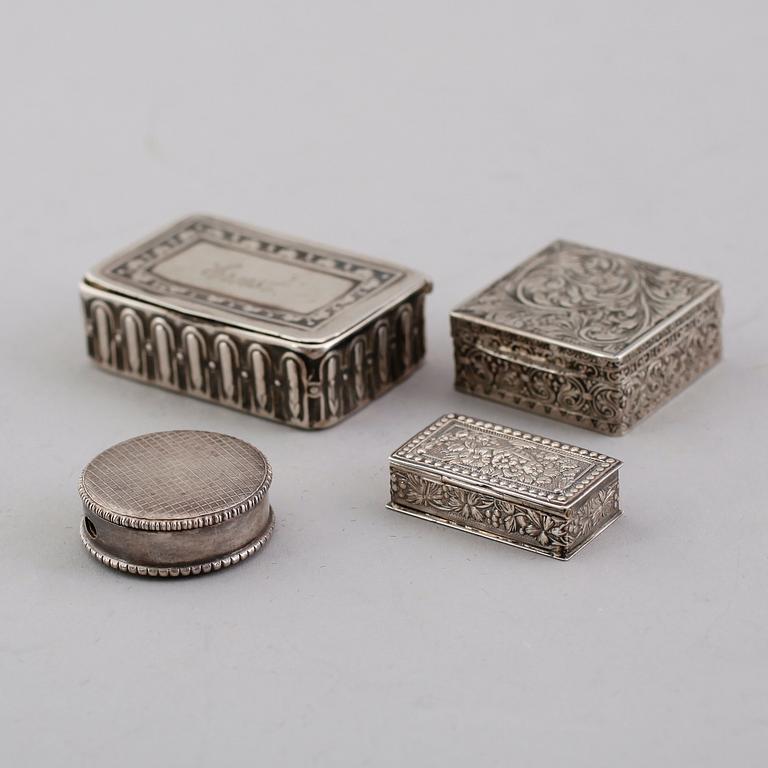 MINIATYRDOSOR, 4 st, silver, 1900-talets första hälft.