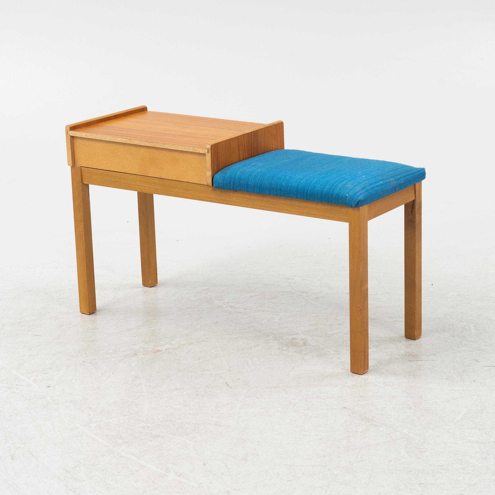 Hall bench, second half of the 20th century.