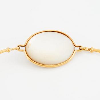 Vivianna Torun Bülow-Hübe, an 18K gold necklace with fossilized coral, Jakarta Indonesia.