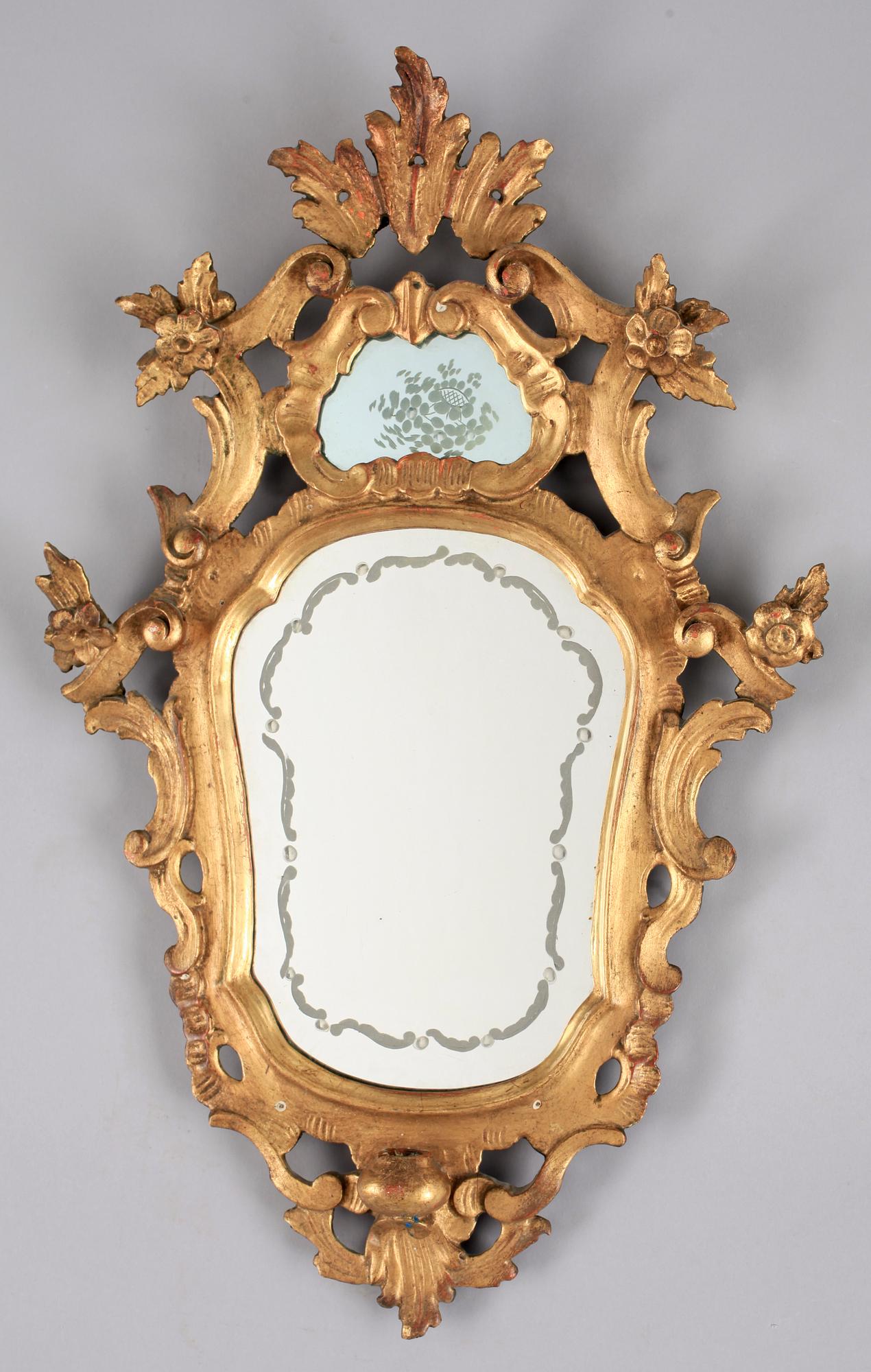 SPEGELLAMPETTER, ett par, rokokostil, 1900-tal.