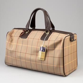 BURBERRY, a 'Carry on' weekendbag.