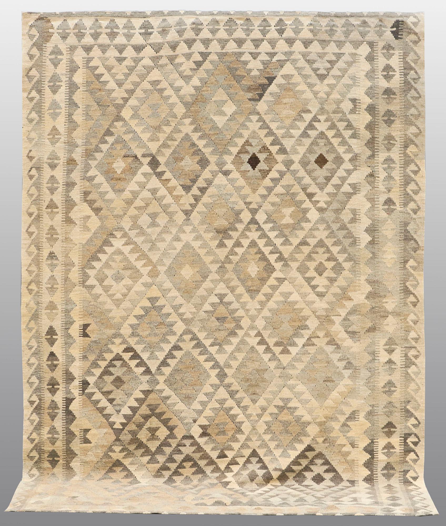 CARPET, Kilim, ca 288 x 208 cm.
