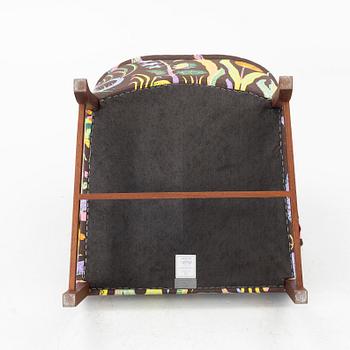 Josef Frank, Armchair, model 930, Firma Svenskt Tenn, OH Sjögren, 2023.