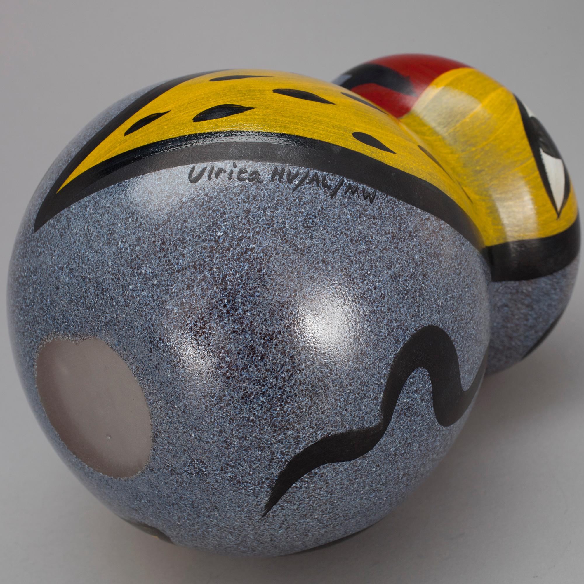 VAS, glas, Ulrica Hydman-Vallien, Kosta Boda 1900-talets andra hälft. Signerad Ulrica HV/AL/MW.