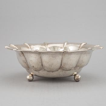 A German early 20th century silver bowl.