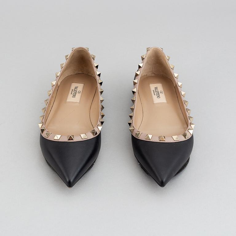 Valentino, a pair of studded leather ballerina pumps, size 36½.