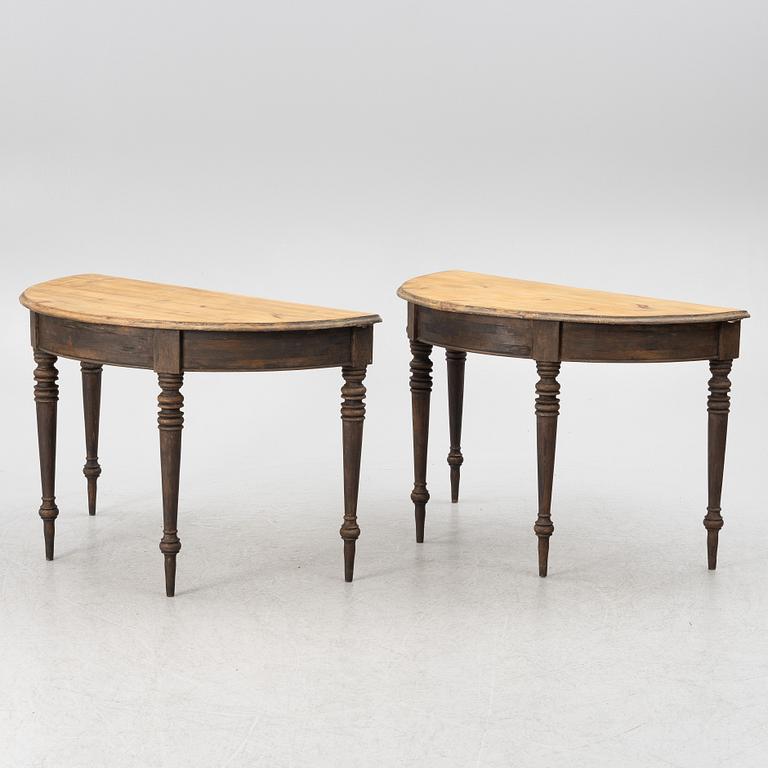 Månbord, ett par, Sverige, 1800-talets senare del.