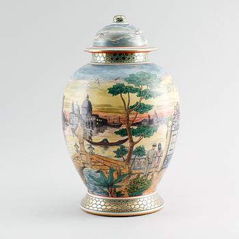 LOCKURNA, emalj, 1900-talets första hälft.