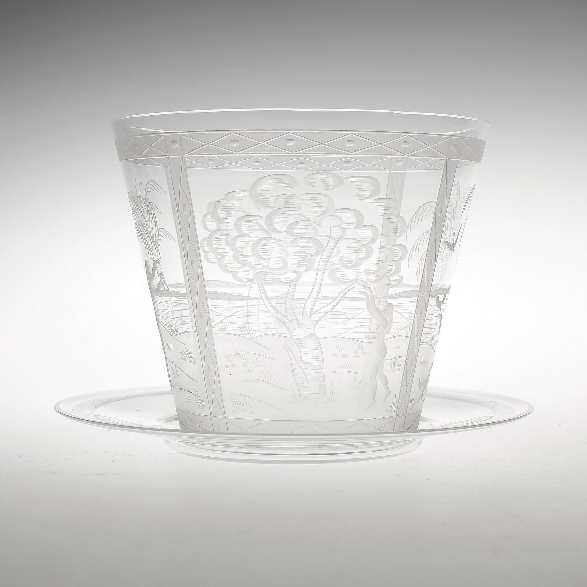 SKÅL med FAT, glas, Edward Hald, Orrefors, signerad och daterad 1925.