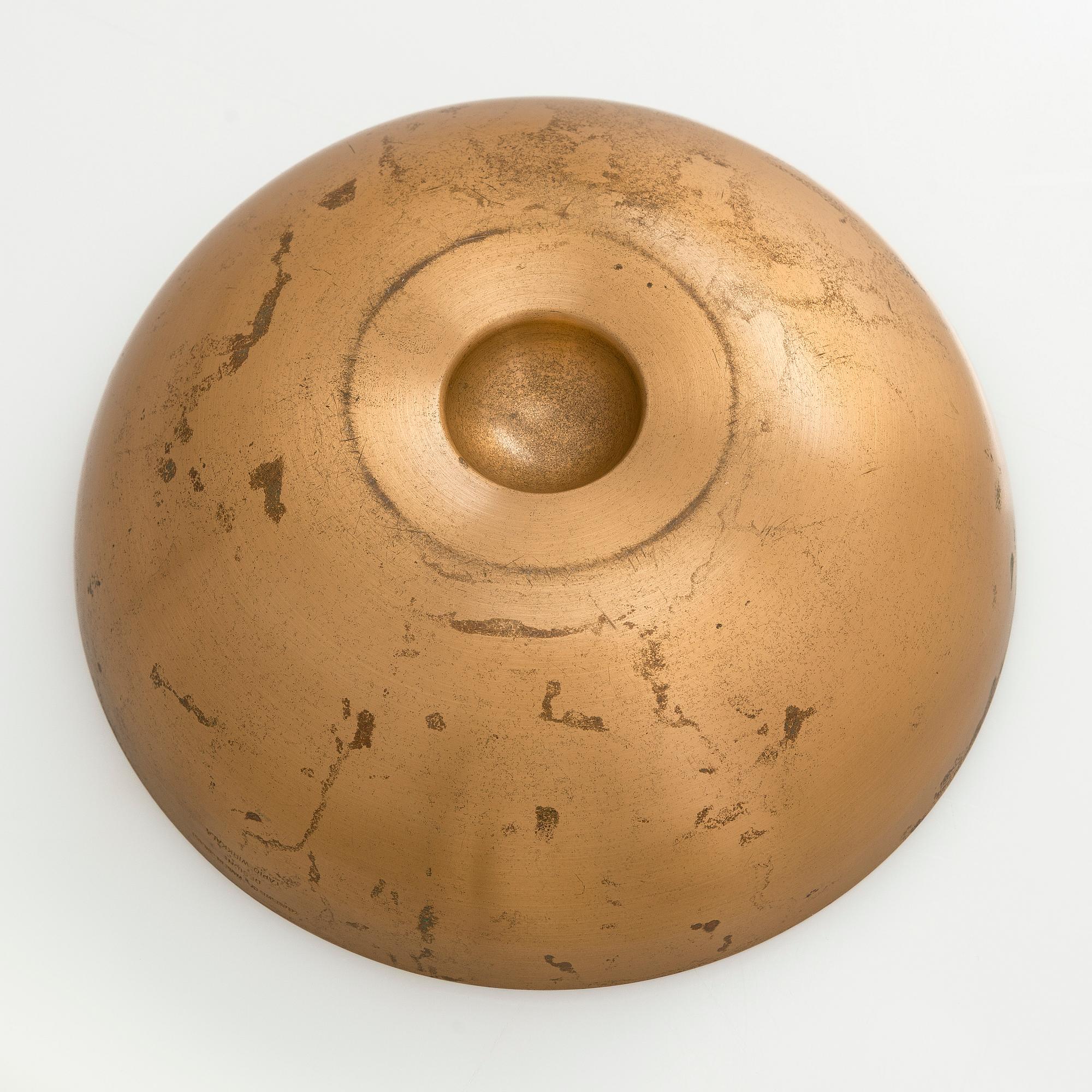 Tapio Wirkkala, Skål, brons, modell TW 476, märkt Design Tapio Wirkkala, Kultakeskus, Made in Finland.