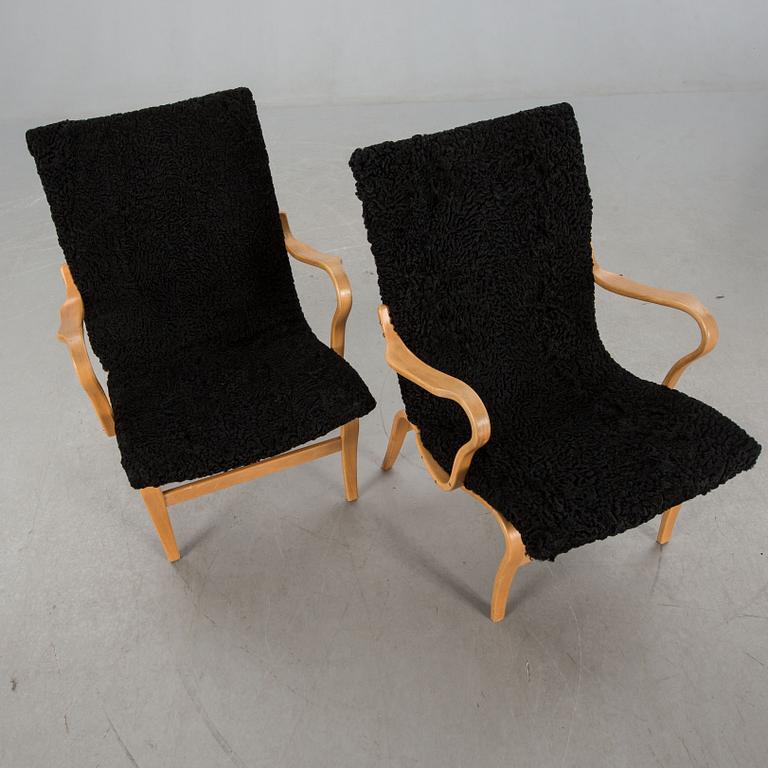 BRUNO MATHSSON, fåtöljer ett par, "Eva", för Dux, 1900-talets andra hälft.