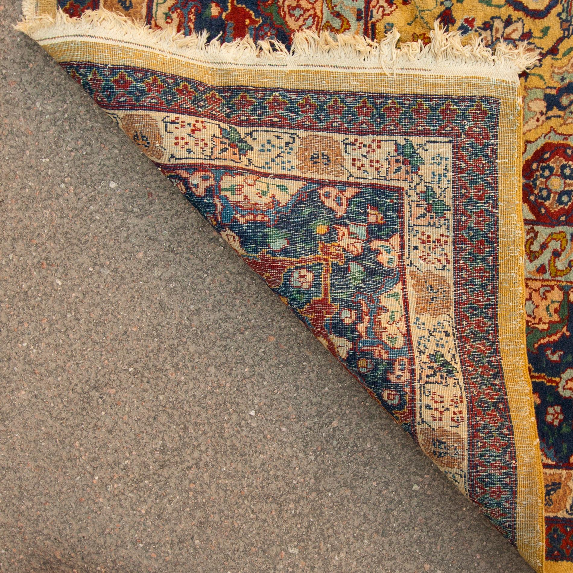 MATTA, Persien. Ca 410x310 cm.