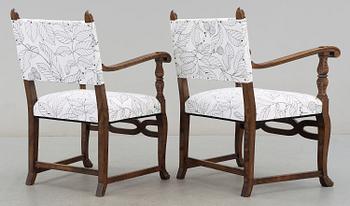 KARMSTOLAR, ett par, barockstil, 1900-talets första hälft.