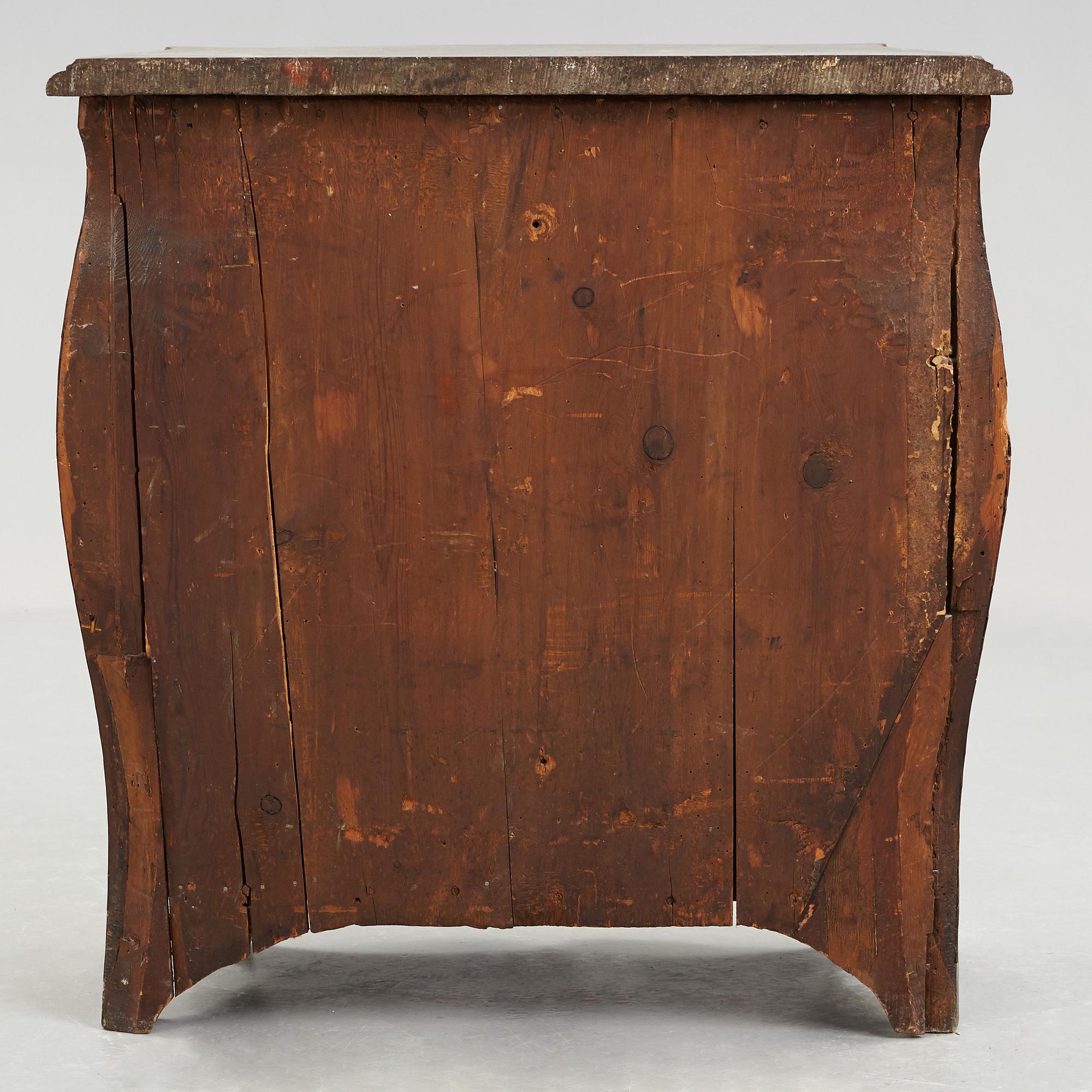 A Swedish Rococo commode by Christopher Tietze (master in Stockholm 1764-1791).