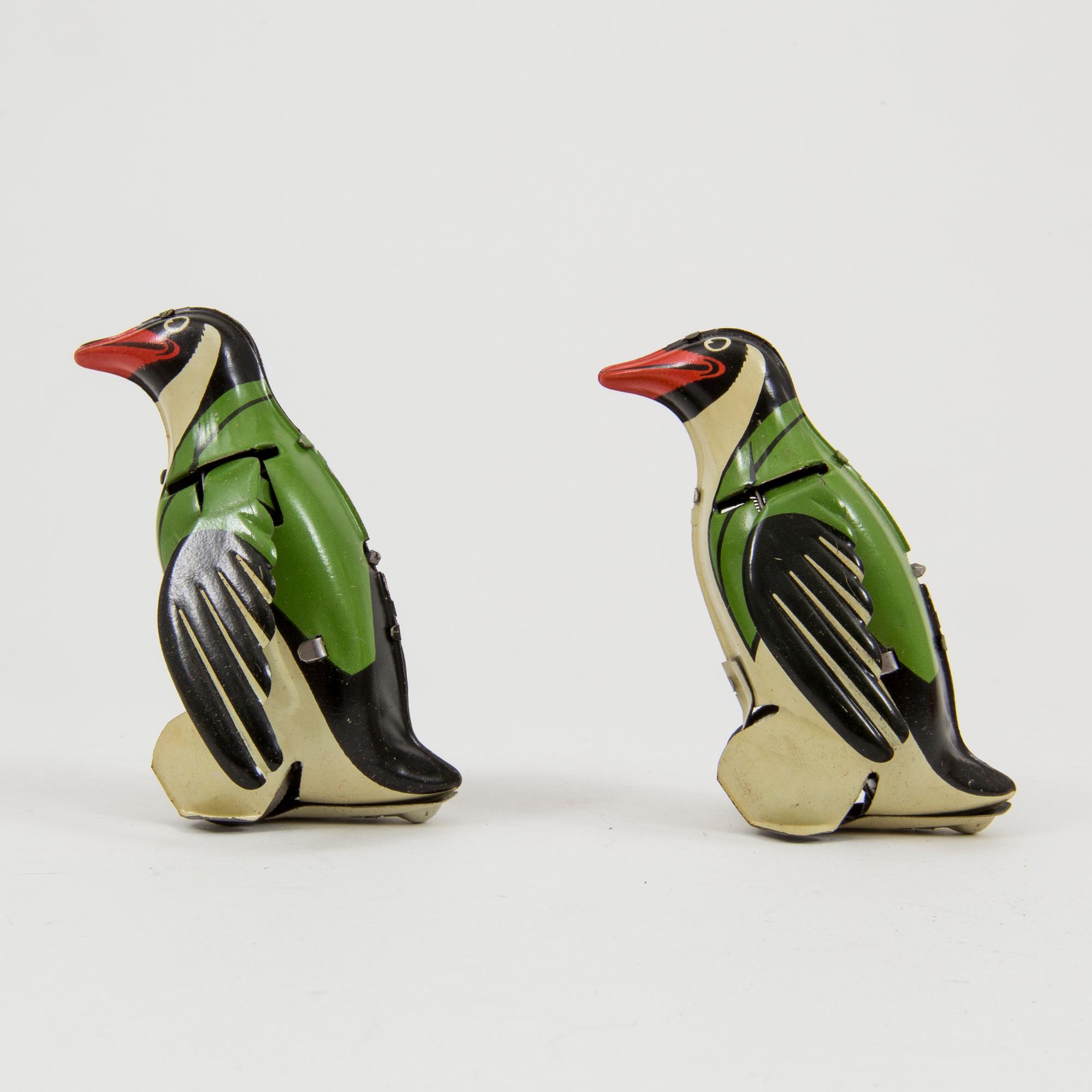 Two Joustra "Gigi" figures France 1950s.