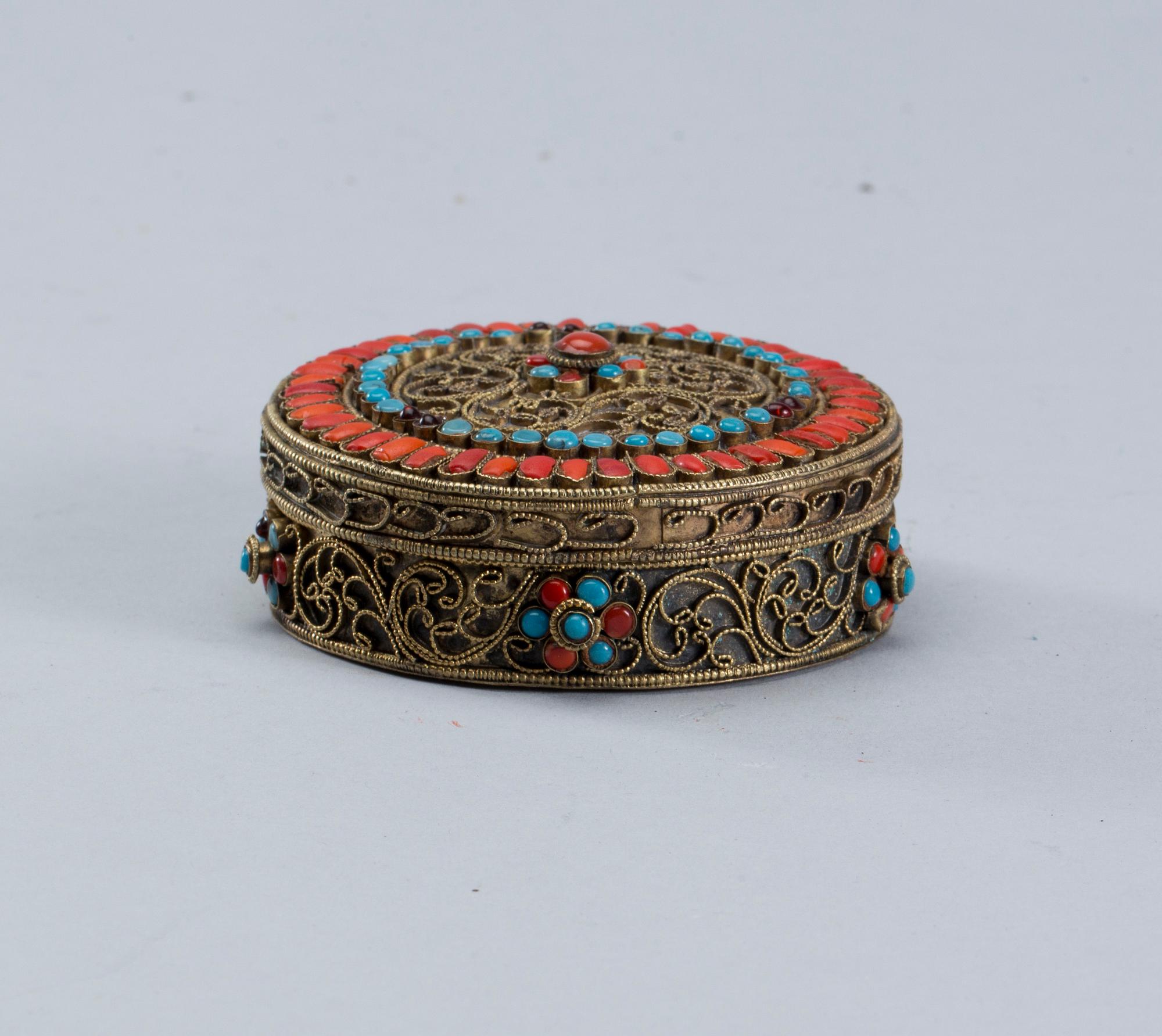 ASK MED LOCK, Kina, 1800-talets slut.