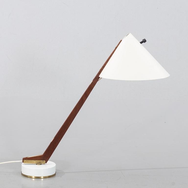 HANS-AGNE JAKOBSSON, bordslampa, "B 54", Markaryd, 1950/60-tal.