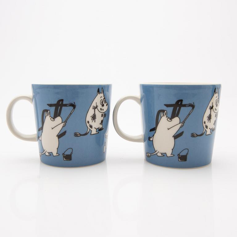 Moomin mugs, a pair, porcelain, Arabia, Finland 1990-96.