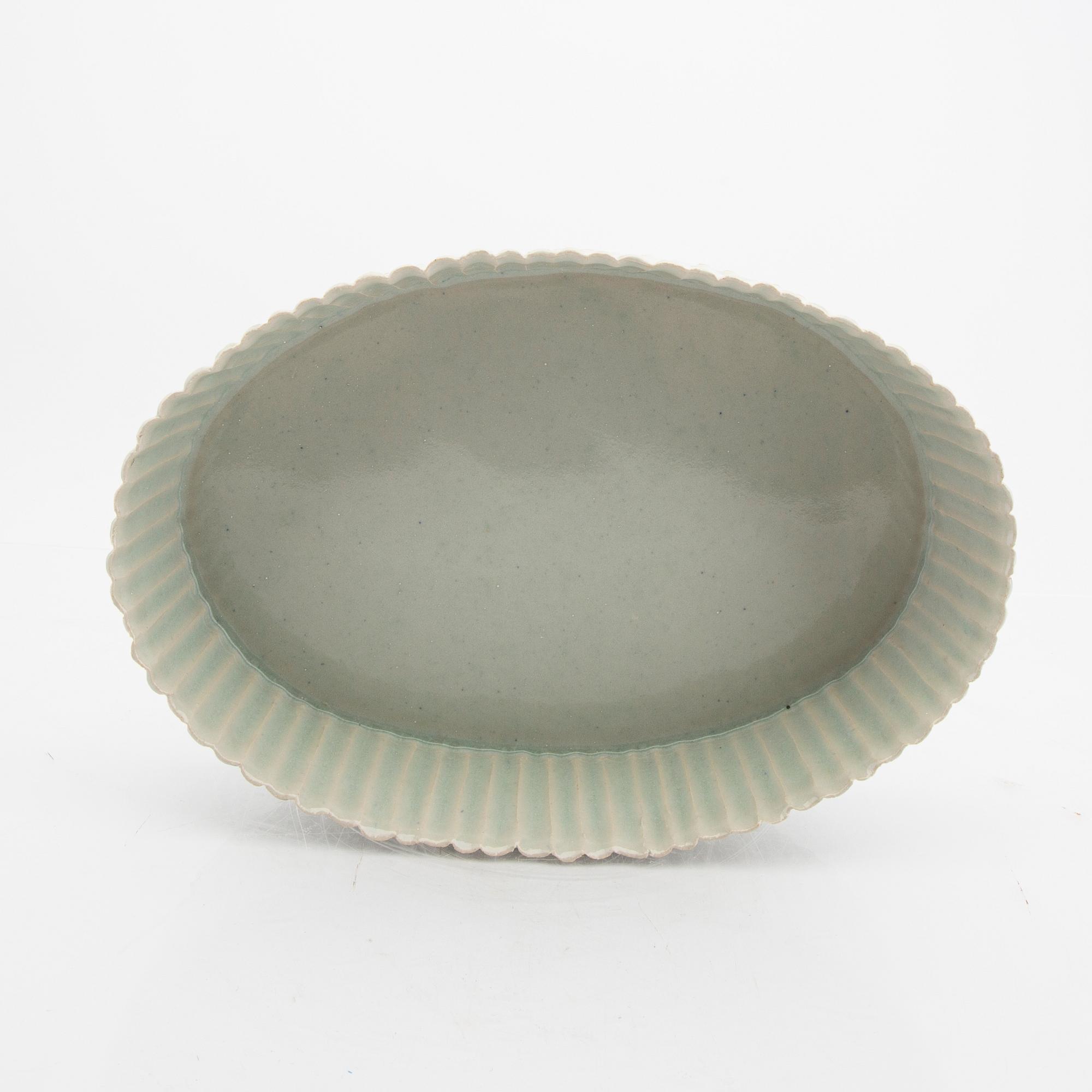 Signe Persson-Melin, a glazed stoneware bowl handsigned and dated 07.