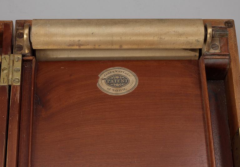 James Watt's patent portable copying machine, marked  "J. WATT & Co PATENT" and "JAMES WATT & Co of SOHO PATENT".