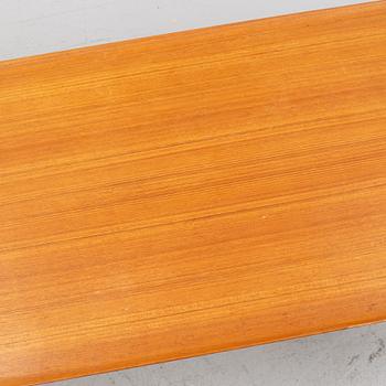 Tove & Edvard Kindt-Larsen, coffee table, Seffle furniture factory, 1960s.