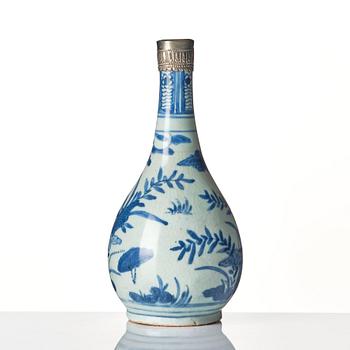 A blue and white bottle, Ming dynasty (1368-1644).