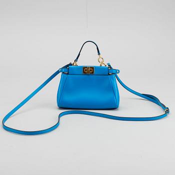 FENDI, "Peekaboo Micro", väska.