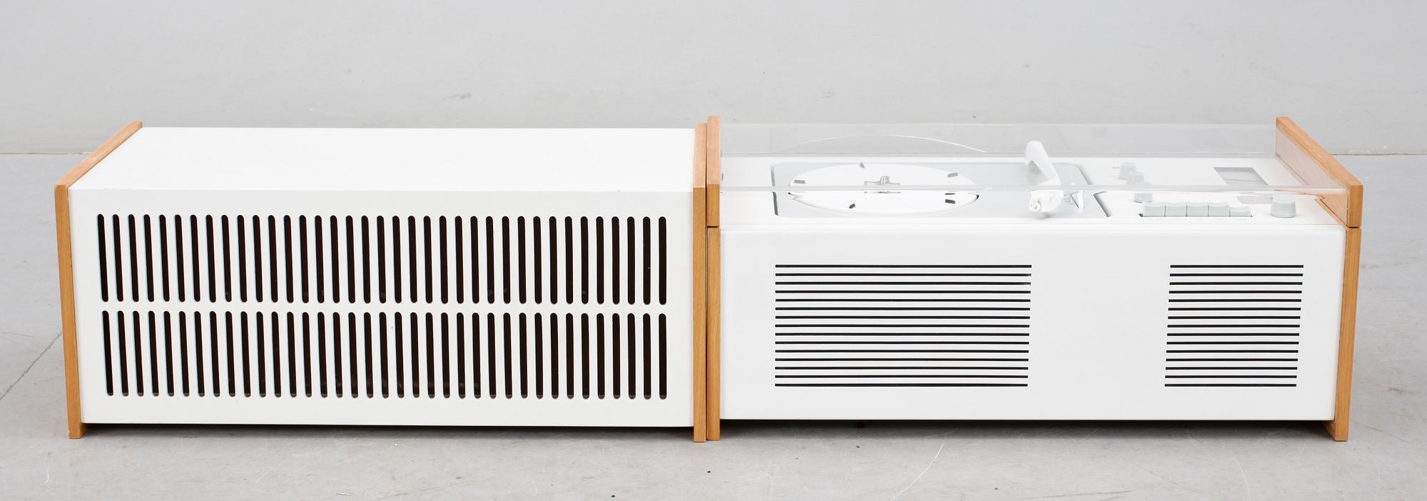 RADIOGRAMMOFON med HÖGTALARE, "SK4", formgiven av Hans Gugelot & Dieter Rams för Braun AG, Tyskland 1956.