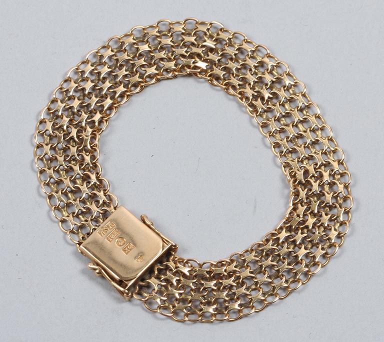 ARMBAND, 18 K guld, 15 gram. Ädelsmycken AB, Stockholm 1972.